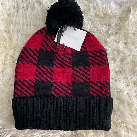 Checkered Pom Pom Hat  NWT - Picture 4 of 6